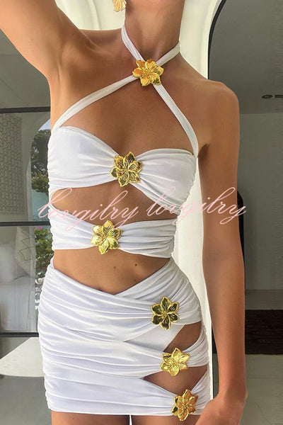 Sun and Sea Hollow Metal Flower Decoration Stretch One-piece Swimsuit